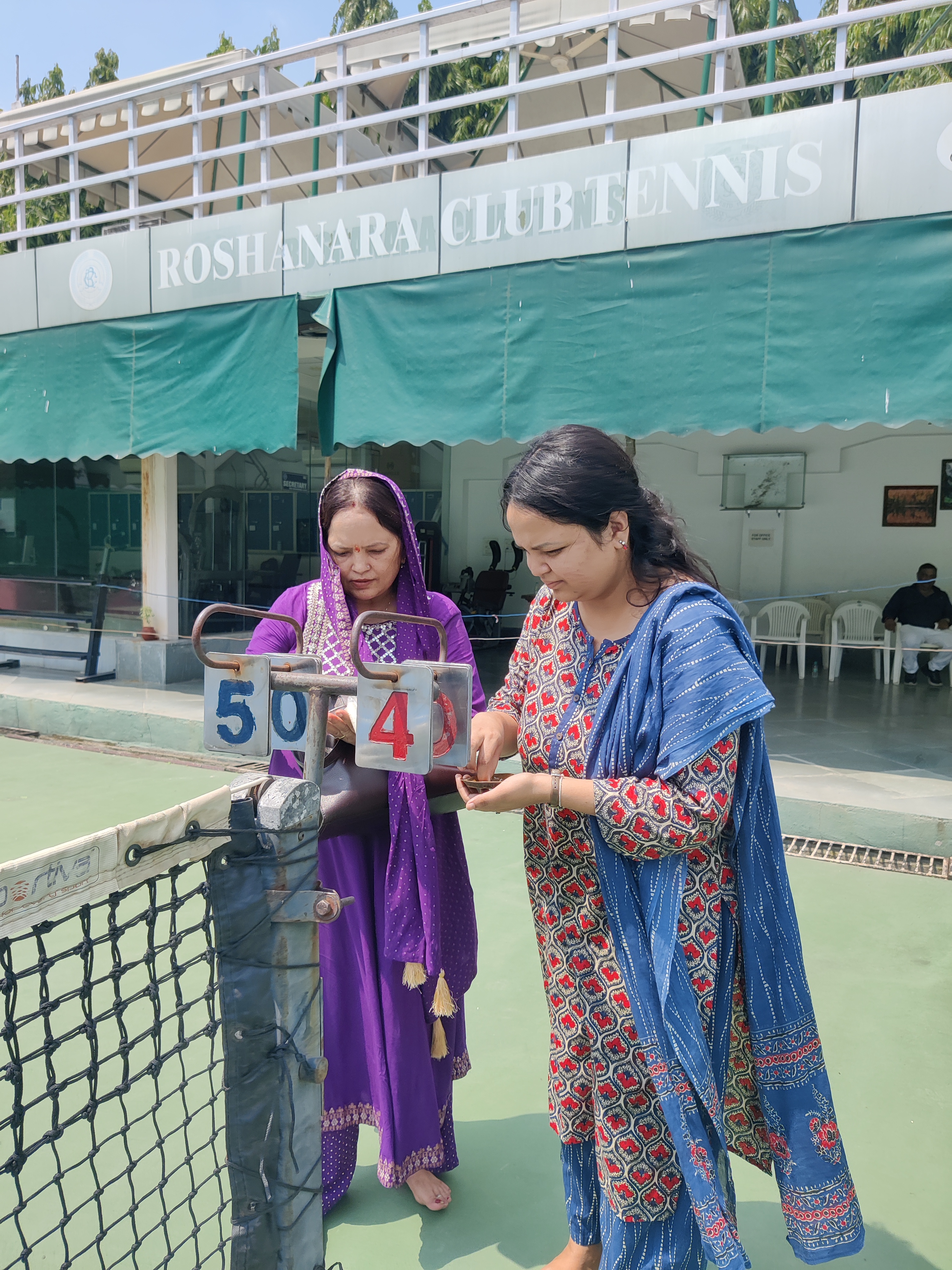Opening ceremony at Roshanara Club